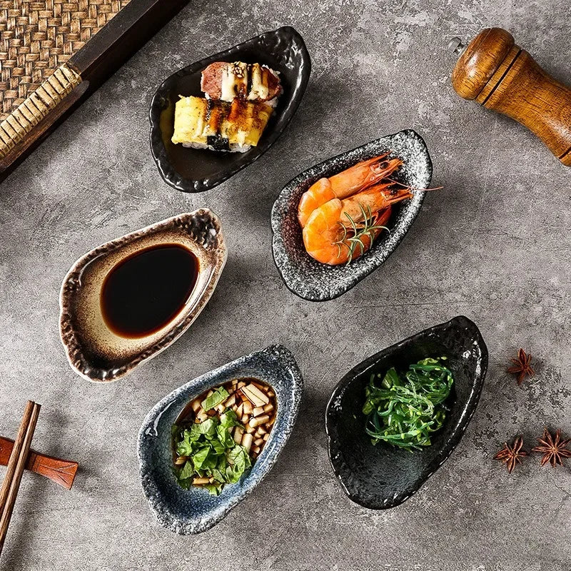 Retro Ceramic Oyster Shape Seasoning Dish